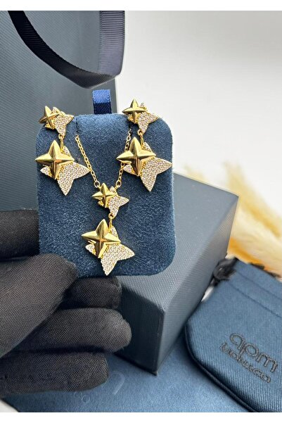 Generic Sparkling Gold Star Set with Earrings and Necklace