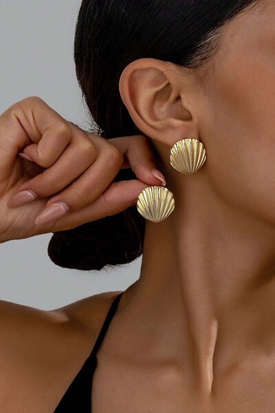 AMORE.İST STORE İstiridye Küpe