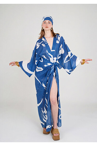 Tiny Chandra Kimono