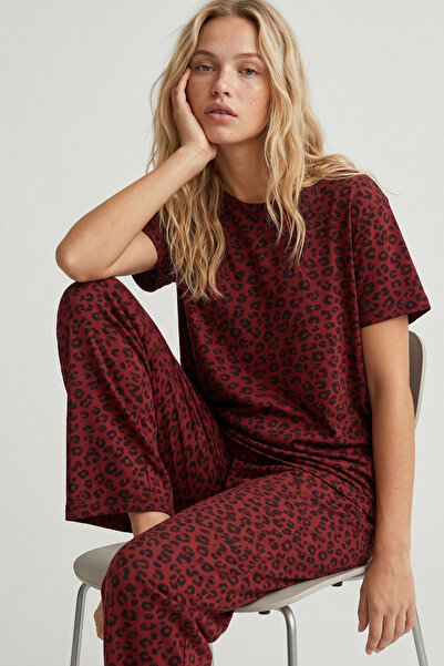 Siyah İnci Burgundy Leopard Print Knitted Pajama Set 7996
