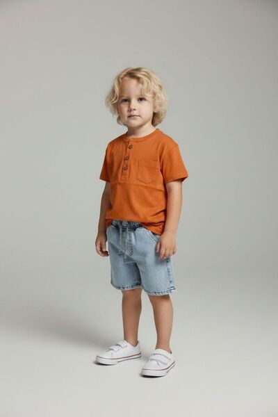BOBBY JR KİDSWEAR تي شيرت للأولاد الصغار مصنوع من القطن العضوي بياقة دائرية و...