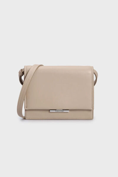 Calvin Klein KADIN OMUZ ÇANTASI-KREM