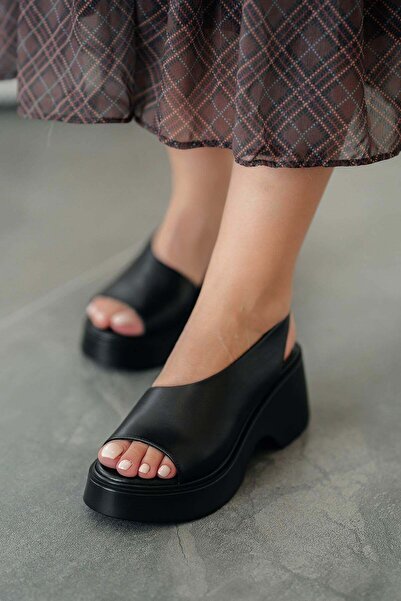 Parponi Evan Women's Genuine Leather Heeled Sandals Black