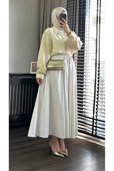 NOVEN V-Neck Oversize Shirt