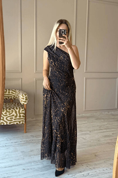 BeeYouStudio Leopard Patterned Tulle Fabric One Shoulder Evening Dress