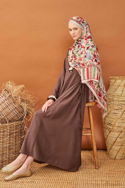 Silk Home شال ريفا من التنسل بنقشة زهور نباتية