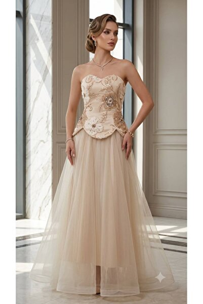 Ahlaa mawda Evening Dress with Flowers