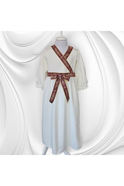 Yandan bağlamalı 3 kademeli çıtlı Kız çocuk Namaz elbisesi double krep kumaştan üretilmiştir