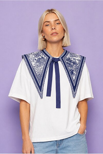 The Champ Clothing Women's Short Sleeve Bleu Jardin T-Shirt with Shawl Collar...