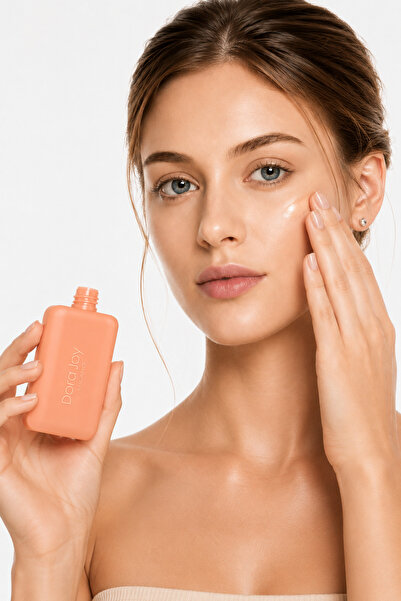 Dora Joy Multi Joy Glow & Care Drops 4 in 1 Yoğun Nem ve Işıltı Veren Aydınlatıcı Baz 01 Nude