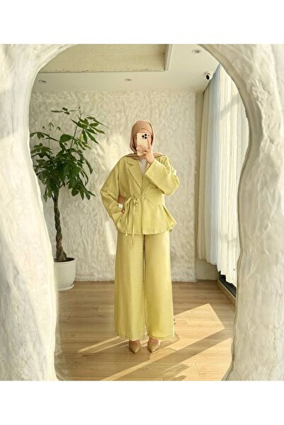 BELLASTORE Women's Pistachio Green Belted Jacket and Wide-Leg Pants Two-Piece...