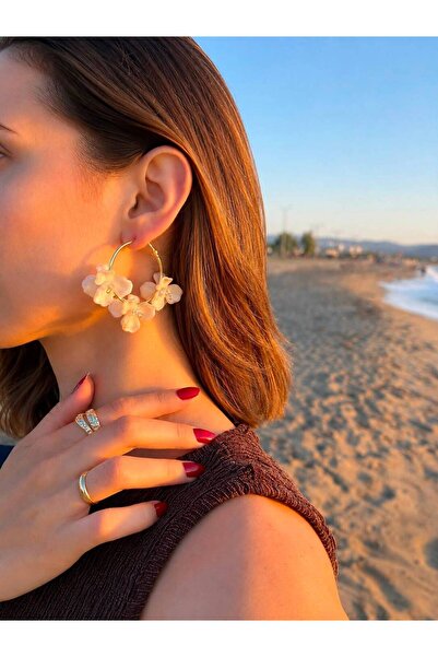 LioraJewellry Halka Çiçek Model Küpe Krem