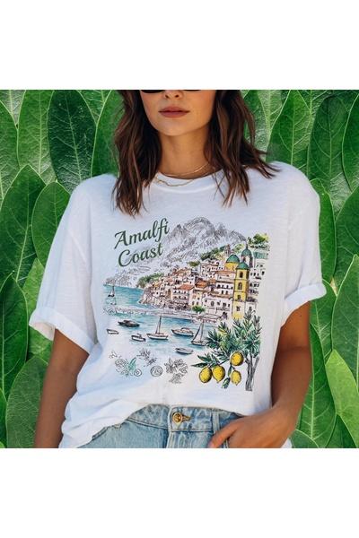 Grafftee Clothing تي شيرت مطبوع عليه ساحل أمالفي للجنسين مقاس كبير