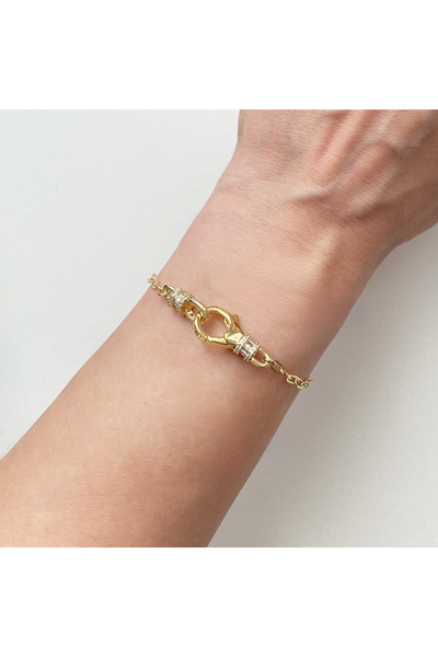 GOX Front-Locked White Baguette Stone Tiny Paperclip Bracelet