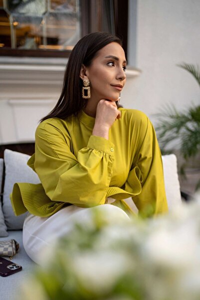 NYMPHA CLOTHING Oversized Ruffle Shirt, Green, Jolie