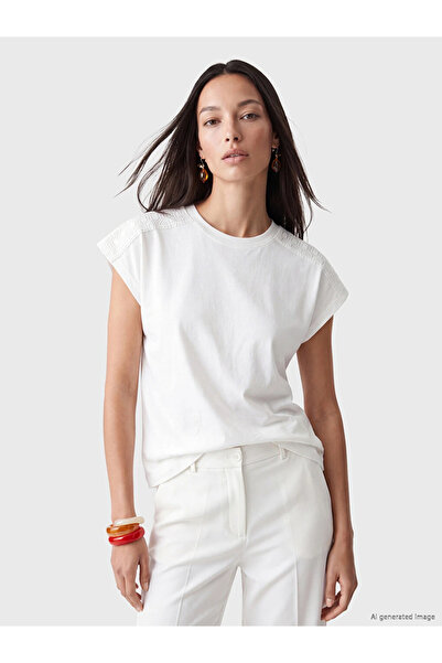 LC Waikiki White Crew Neck Lace Detailed Blouse