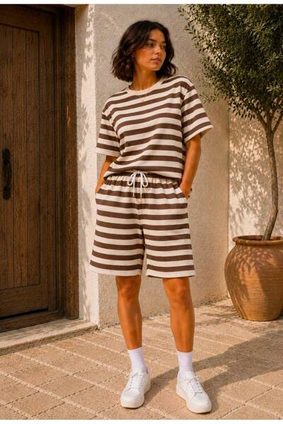 TREND EMMODA Ženski prugasti komplet od gornjeg i donjeg dela