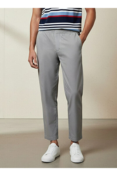 FAV Men Regular Fit Trousers