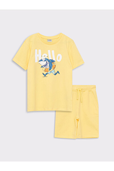 LC Waikiki Crew Neck Printed Short Sleeve Boys' T-Shirt and Shorts