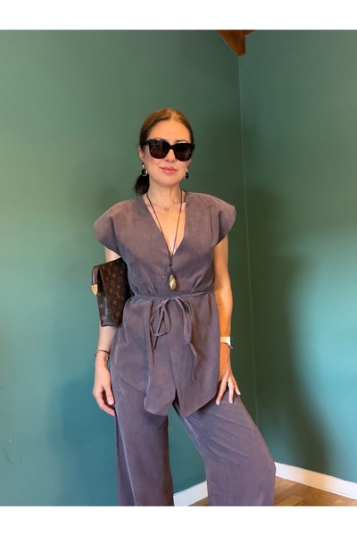 Aurélie Cupro kumaş, bağlama detaylı yelek pantolon takım