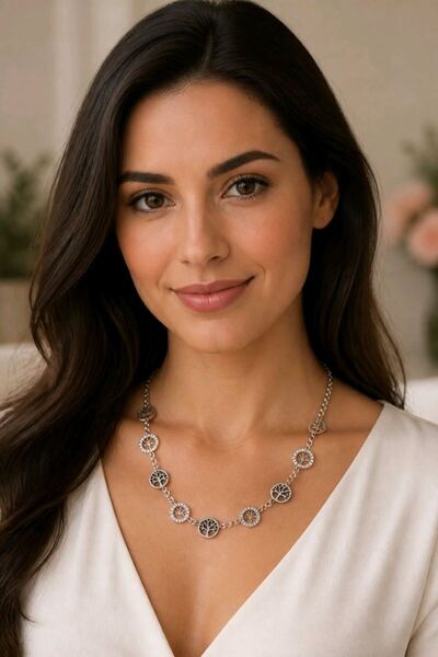Monalisa Home Luxury Figured Adjustable Necklace