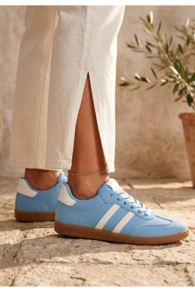 B T Shoes Women's sneakers Irenya blue