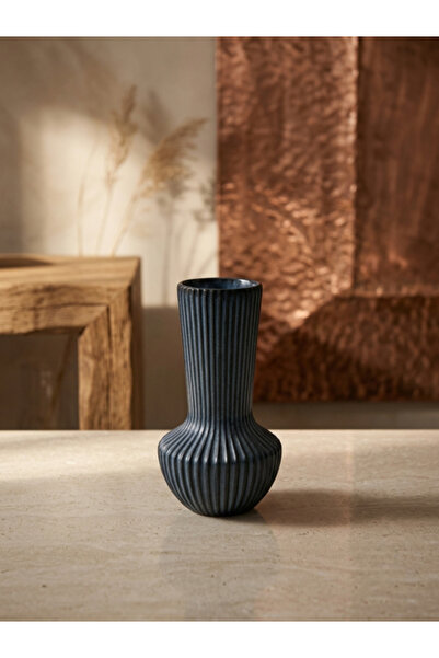 BEC13 Modern Decorative Corner and Entryway Ornament