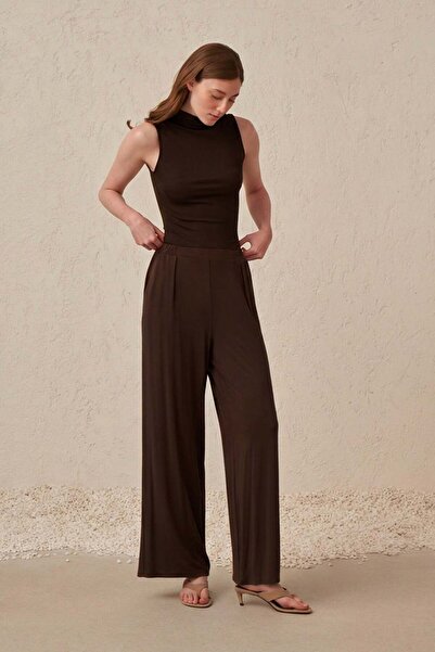 ALLDAY Coffee-Pile Detailed Wide-Leg Pants