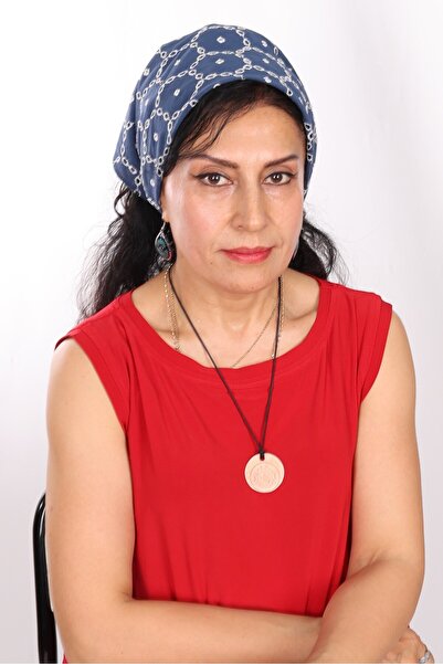 Store Navy Blue and White Patterned Bandana Scarf Made of Scallop Fabric