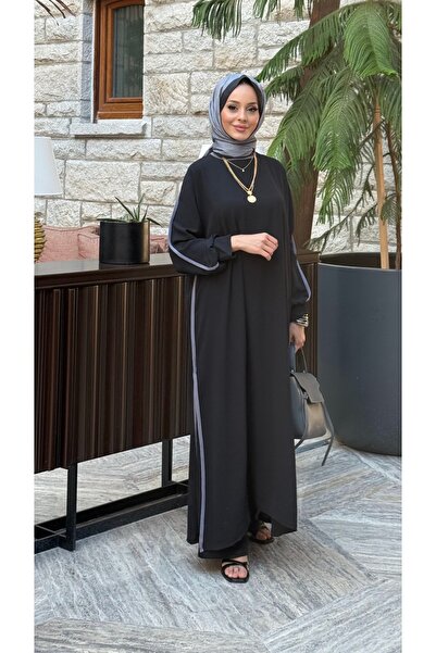 Mürdüm butik Καλοκαιρινό υφασμάτινο σετ με λεπτομέρειες από ρεβέρ και μανίκια...