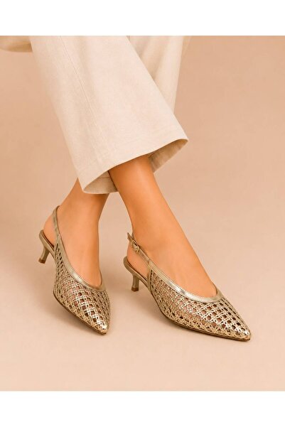 KS KADİR SARAÇ Short Heel Braided Leather Stylish Pointed Toe Women's Classic...
