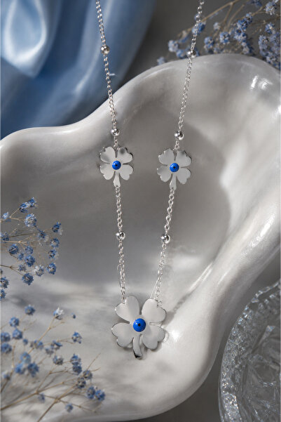 Sylvera Shop Evil Eye Triple Clover Steel Necklace (Silver Color)