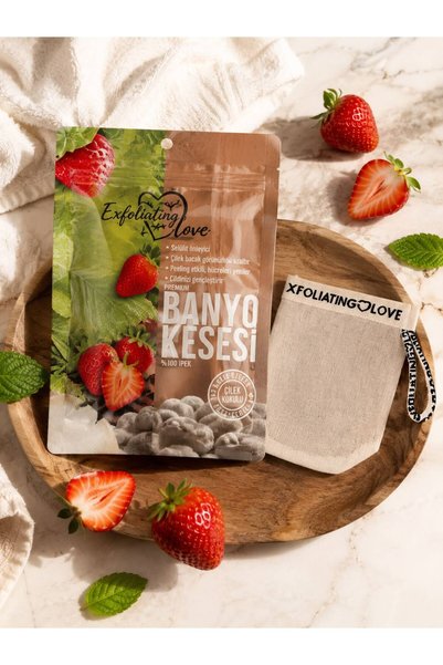 SMOOTH BATH Strawberry Scented Premium Bath Scrub 100% Silk Natural Body Care Scrub with Exfoliating Effect for Sensitive Skin