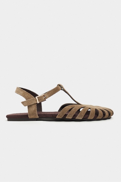 NİŞANTAŞI SHOES صندل نسائي من Arman Rome مصنوع من الجلد السويدي باللون البيج ...