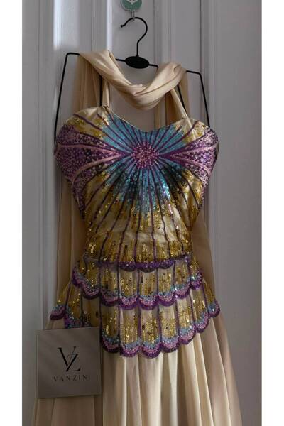 GORI FASHION luxurious embroidered evening dress