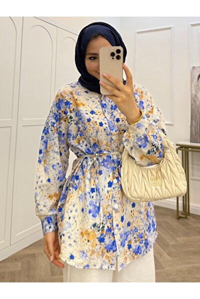 bezenstore ÇİÇEKLİ MAVİ GÖMLEK