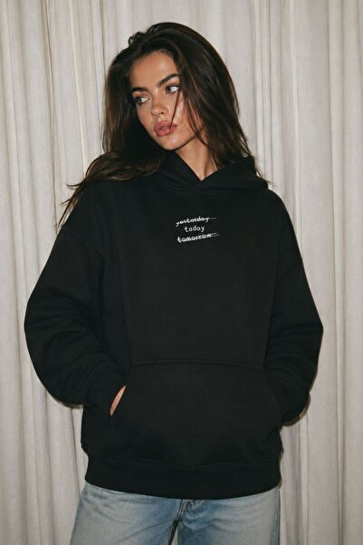 GIA - ART Women's Oversize Sweatshirt Hoodie Quiet Tomorrow 3D Printed Black ...