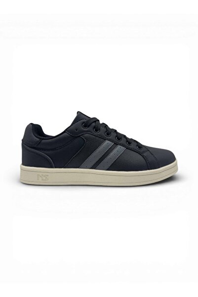 BATA Classic Casual Lace‑Up Sneakers
