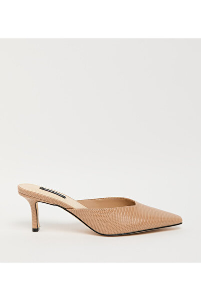 Nine West صندل نسائي بلون بني مزخرف