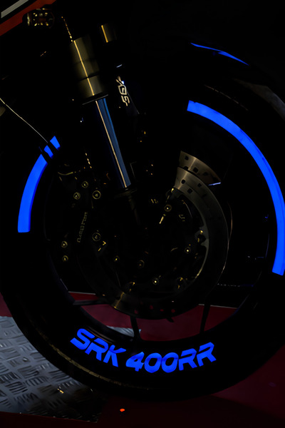 Banxtre شريط نصف دائري عاكس للضوء + علامة SRK 400RR لـ RKS وQJ Motor SRK 400