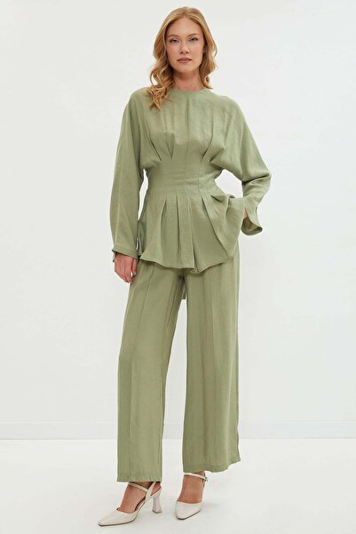 Fulla Moda Fullamodest Belted Pleated 2-Piece Set