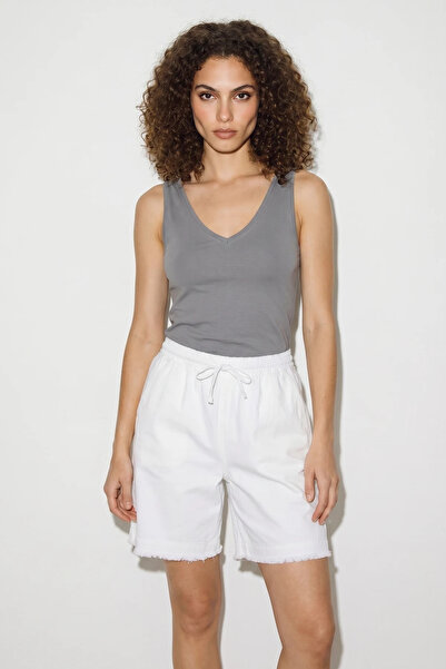 Efnaz style Women's Elastic Waist Tied Pocket Detailed Cotton Linen White Shorts