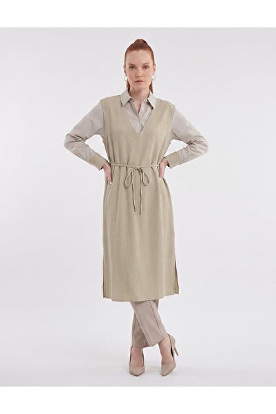 Kayra Shirt Detailed Long Tunic in Mold Green