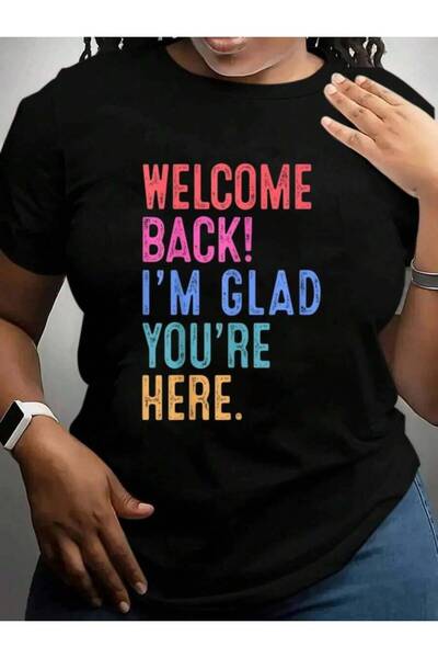 25W تي شيرت بطباعة جرافيكية باللون الأسود بعبارة "I'm Glad You're Here Back T...
