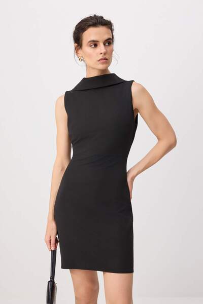 Trendyol Collection Rochie și salopetă negre țesute TWOSS26EL00840