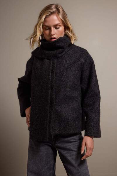 Trendyol Collection Black Shawl Collar Oversize Mono Closure Short Coat Twoaw...