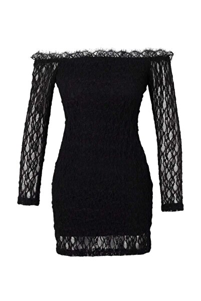 Trendyol Collection فستان أسود قصير بياقة كارمن / فستان محبوك قصير يلتصق بالج...