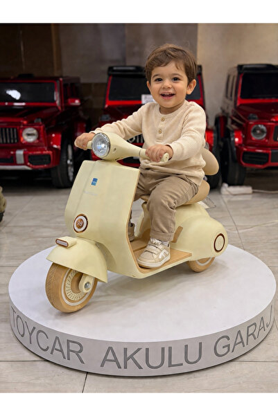 TOYCAR GARAGE VESPA KÜÇÜK BOY AKÜLÜ MOTOR 1-4 YAŞ
