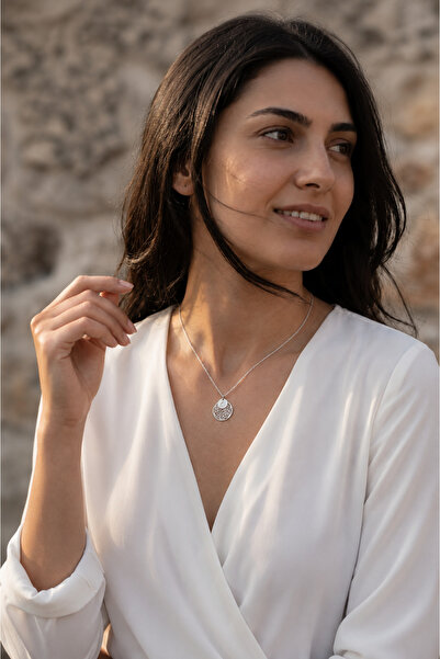 Auryne Jewelry 925 Ayar Orjinal Gümüş Kişiye Özel Yaşam Çiçeği Harfli Disk Ko...