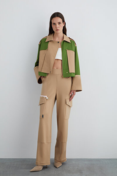 Metal Accessory and Label Detailed Box Form Jacket